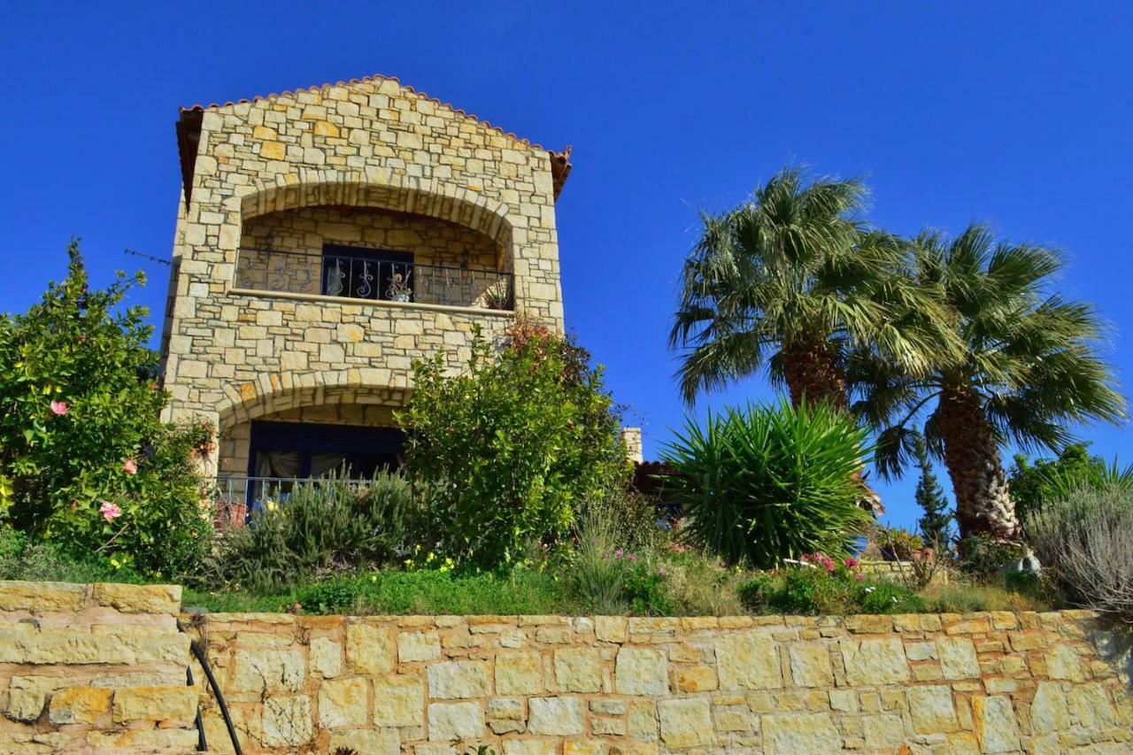 Elouthia Residence With Sea View And Hot Tub Tsoútsouros Zewnętrze zdjęcie